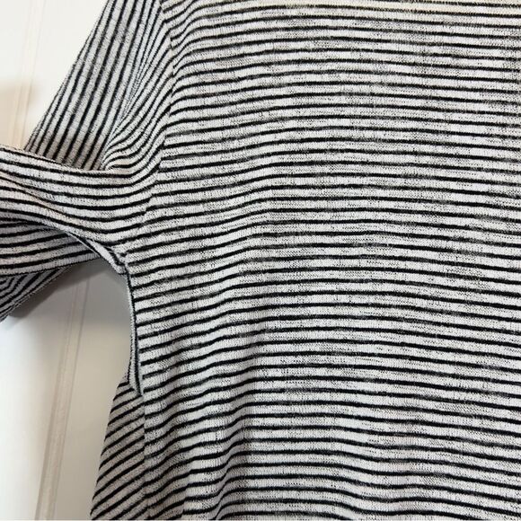 Zara ruffle w/b collection small - Picture 6 of 13